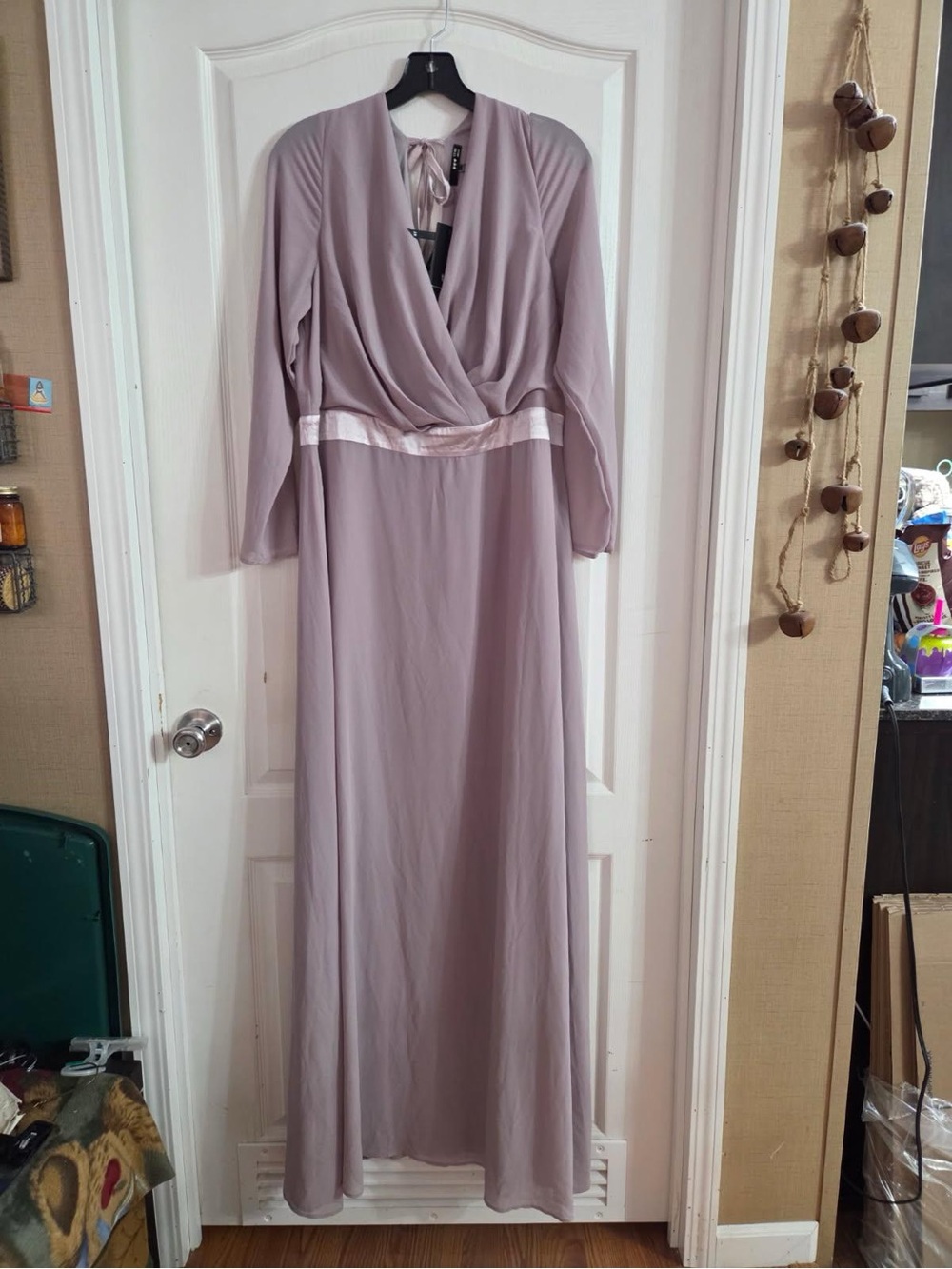Tfnc London Chiffon Maxi Dress Draped V-neck Dusty Lavender NWT Sz 18. JY-58